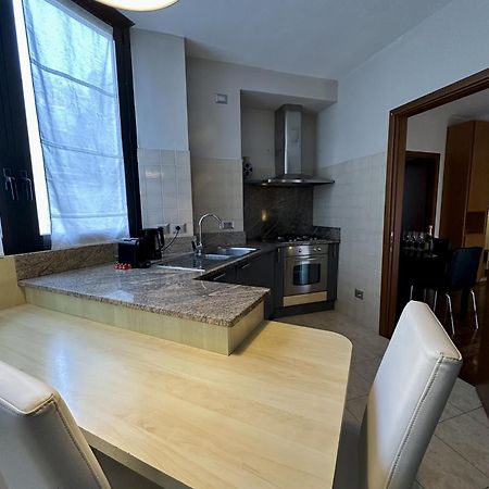 King Apartment Milano Bocconi Milão Exterior foto